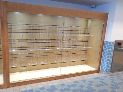 DisplayCabinet